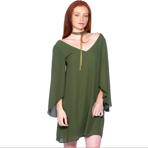 SALES ❗️Angel Olive Bell Sleeve Shift Dress - Picture 4 of 7